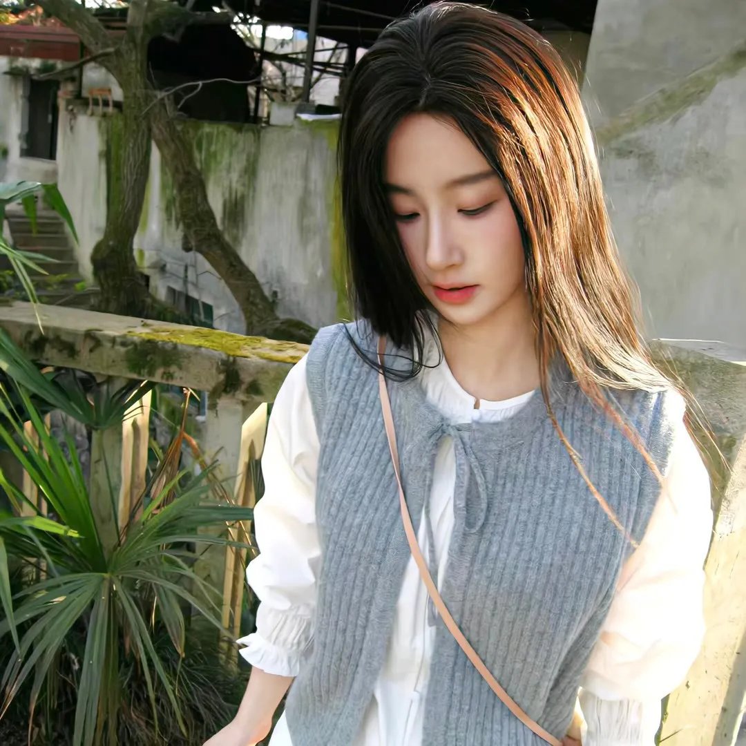 雨中的女人